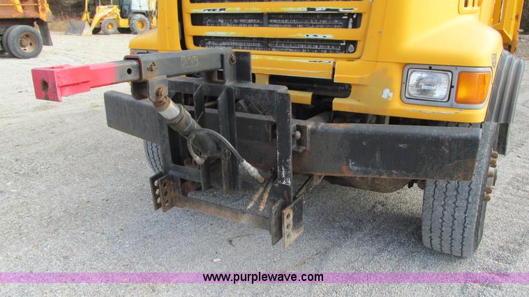 image for item I3185 1998 Ford LT9501 Louisville 101 dump truck