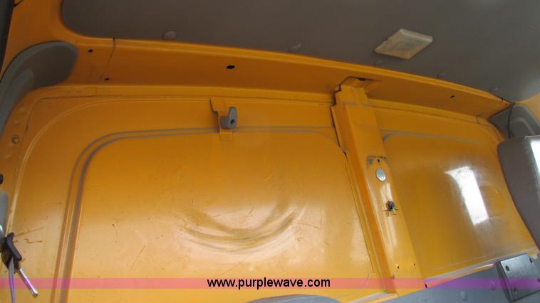 image for item I3185 1998 Ford LT9501 Louisville 101 dump truck