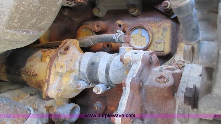 image for item I3185 1998 Ford LT9501 Louisville 101 dump truck