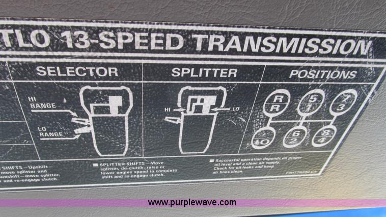 image for item I3185 1998 Ford LT9501 Louisville 101 dump truck