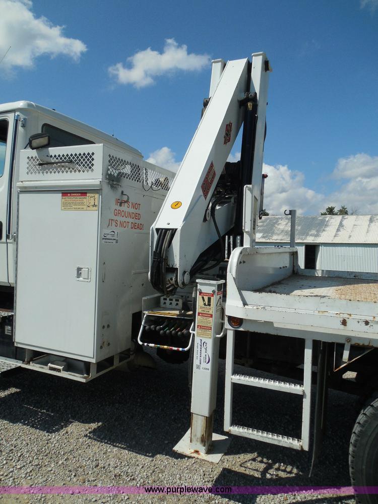 image for item I3359 2003 IMT 9000 series knuckle boom crane