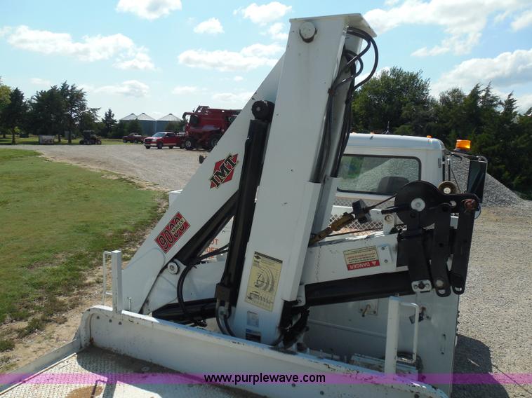 image for item I3359 2003 IMT 9000 series knuckle boom crane