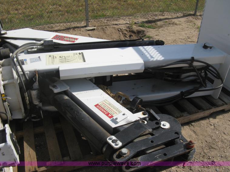 image for item I3359 2003 IMT 9000 series knuckle boom crane