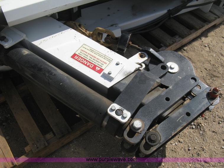 image for item I3359 2003 IMT 9000 series knuckle boom crane