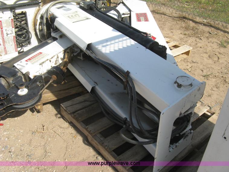 image for item I3359 2003 IMT 9000 series knuckle boom crane