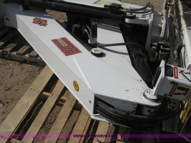 image for item I3359 2003 IMT 9000 series knuckle boom crane