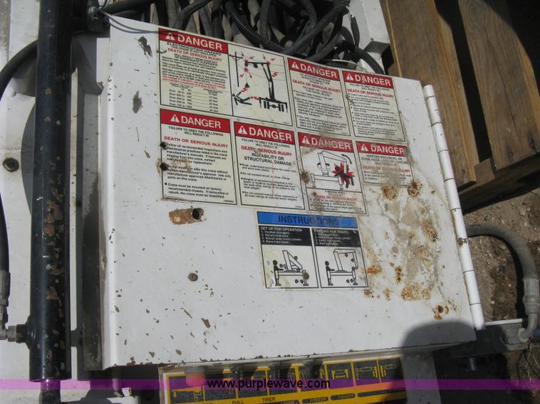 image for item I3359 2003 IMT 9000 series knuckle boom crane