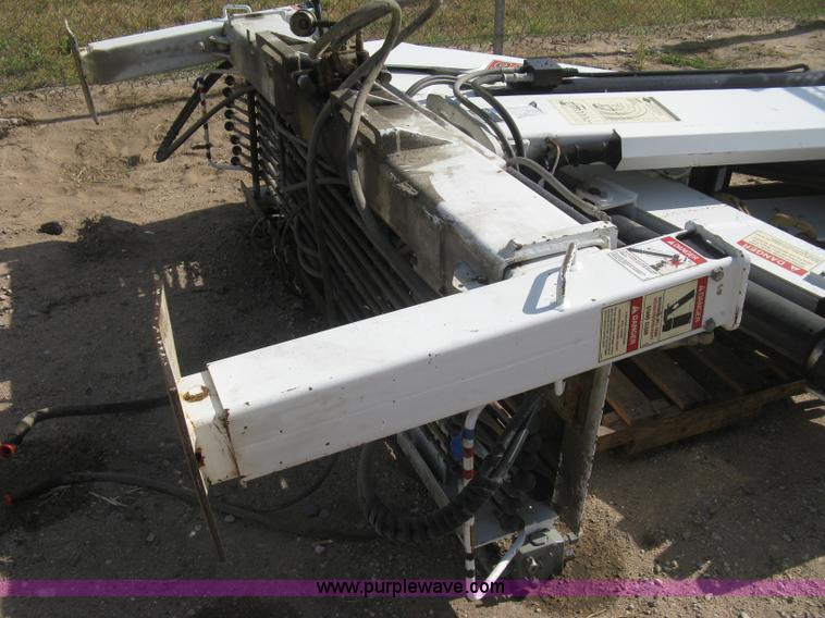 image for item I3359 2003 IMT 9000 series knuckle boom crane