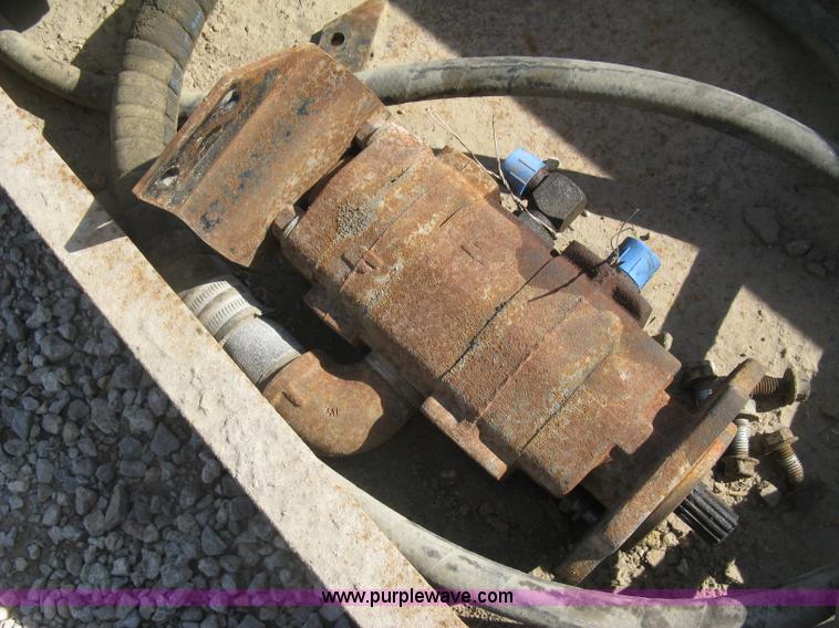 image for item I3359 2003 IMT 9000 series knuckle boom crane