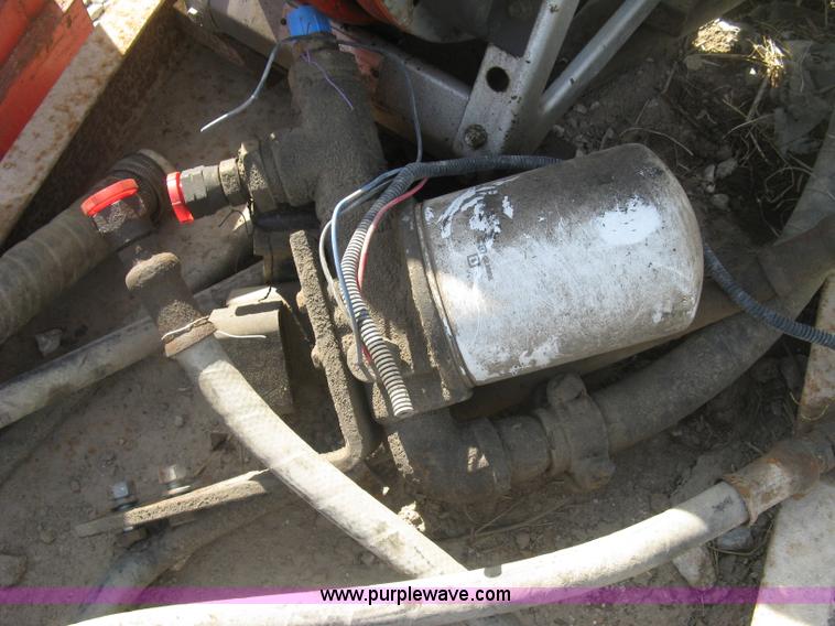 image for item I3359 2003 IMT 9000 series knuckle boom crane