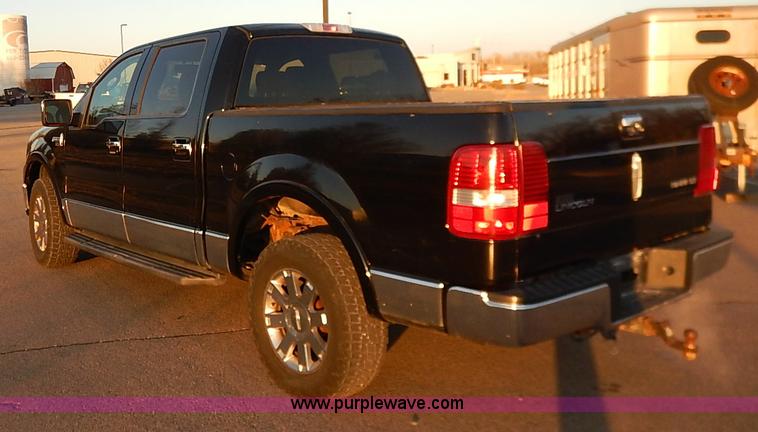image for item I5234 2006 Lincoln Mark LT Crew Cab pickup truck
