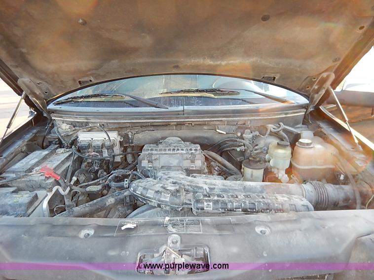 image for item I5234 2006 Lincoln Mark LT Crew Cab pickup truck