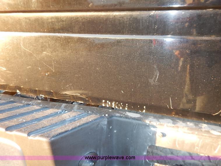 image for item I5234 2006 Lincoln Mark LT Crew Cab pickup truck