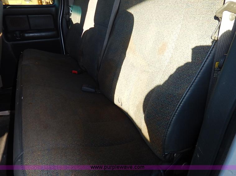 image for item I5238 2003 Chevrolet Silverado 2500HD Ext. Cab pickup truck