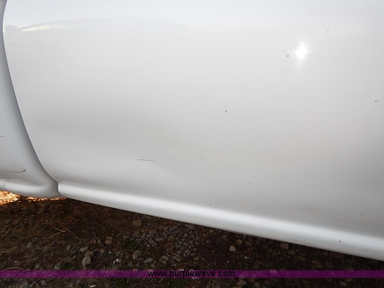 image for item I5238 2003 Chevrolet Silverado 2500HD Ext. Cab pickup truck