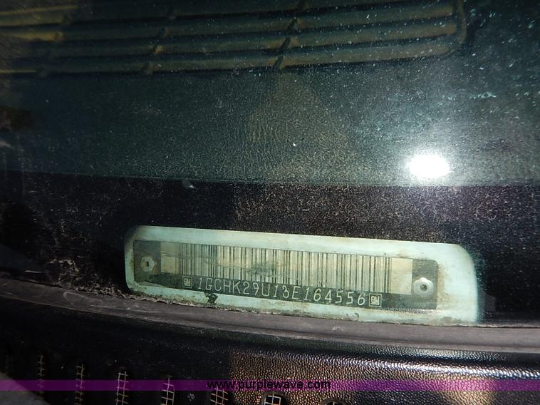 image for item I5238 2003 Chevrolet Silverado 2500HD Ext. Cab pickup truck