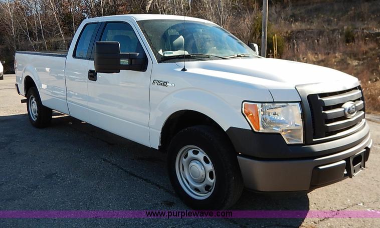 image for item I5246 2012 Ford F150 XL SuperCab pickup truck