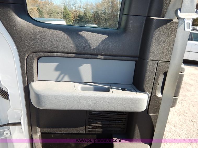 image for item I5246 2012 Ford F150 XL SuperCab pickup truck