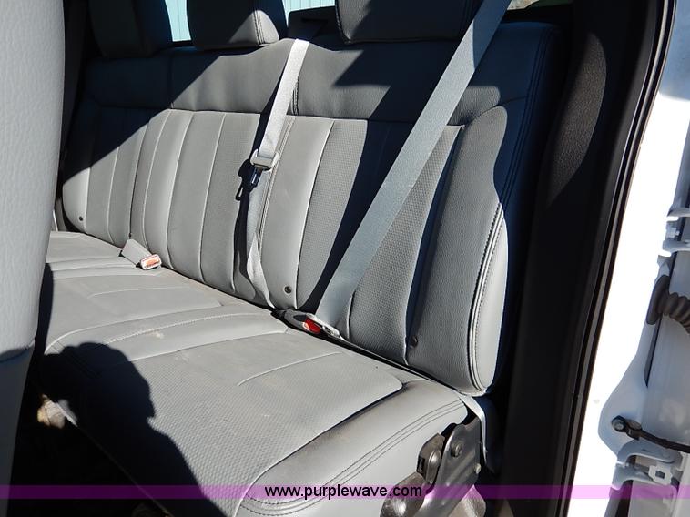 image for item I5246 2012 Ford F150 XL SuperCab pickup truck