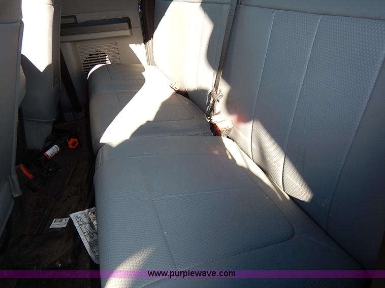 image for item I5248 2011 Ford F250 Super Duty XL pickup truck