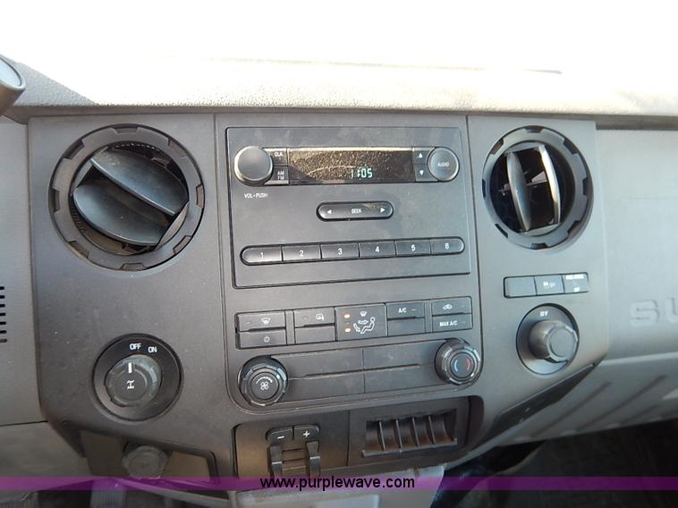 image for item I5248 2011 Ford F250 Super Duty XL pickup truck