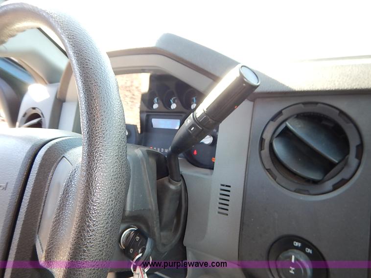 image for item I5248 2011 Ford F250 Super Duty XL pickup truck