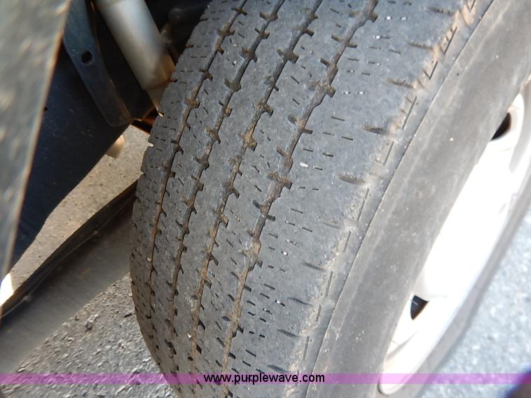 image for item I5248 2011 Ford F250 Super Duty XL pickup truck