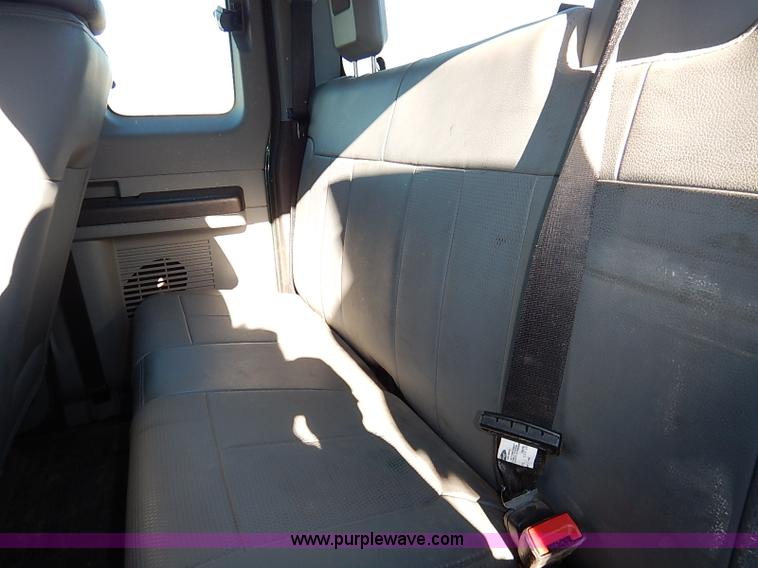 image for item I5249 2011 Ford F250 Super Duty XL SuperCab pickup truck