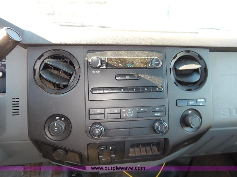 image for item I5249 2011 Ford F250 Super Duty XL SuperCab pickup truck