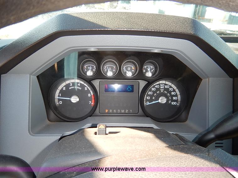 image for item I5249 2011 Ford F250 Super Duty XL SuperCab pickup truck