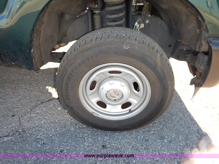 image for item I5249 2011 Ford F250 Super Duty XL SuperCab pickup truck