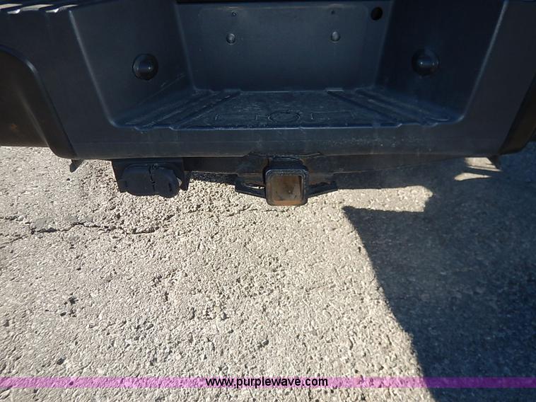 image for item I5249 2011 Ford F250 Super Duty XL SuperCab pickup truck