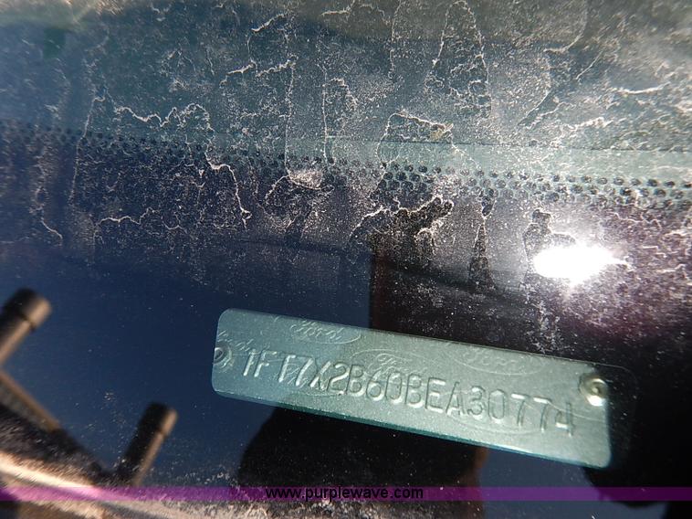 image for item I5249 2011 Ford F250 Super Duty XL SuperCab pickup truck