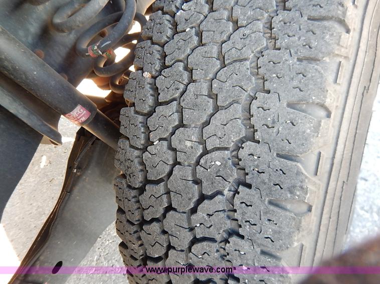 image for item I5250 2011 Ford F250 Super Duty XL pickup truck