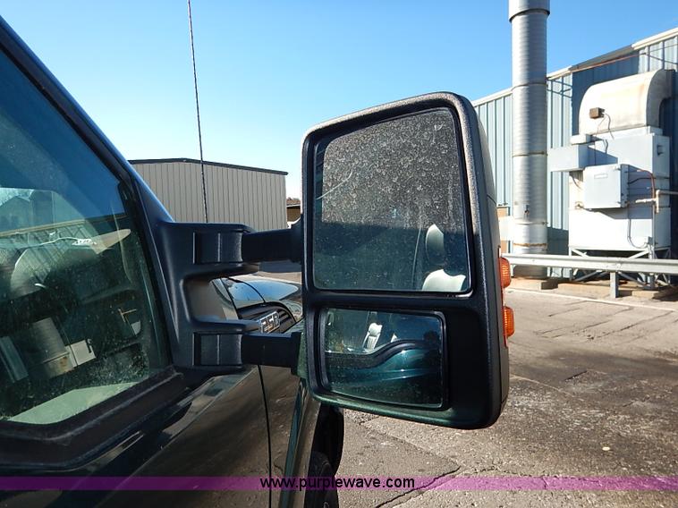 image for item I5250 2011 Ford F250 Super Duty XL pickup truck