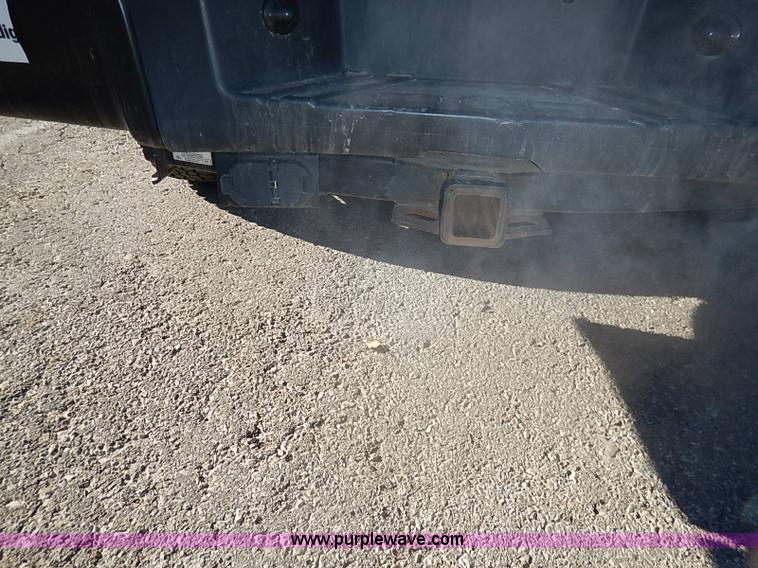 image for item I5250 2011 Ford F250 Super Duty XL pickup truck