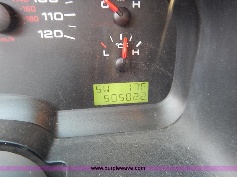 image for item I5251 2006 Ford F150 XLT SuperCrew pickup truck