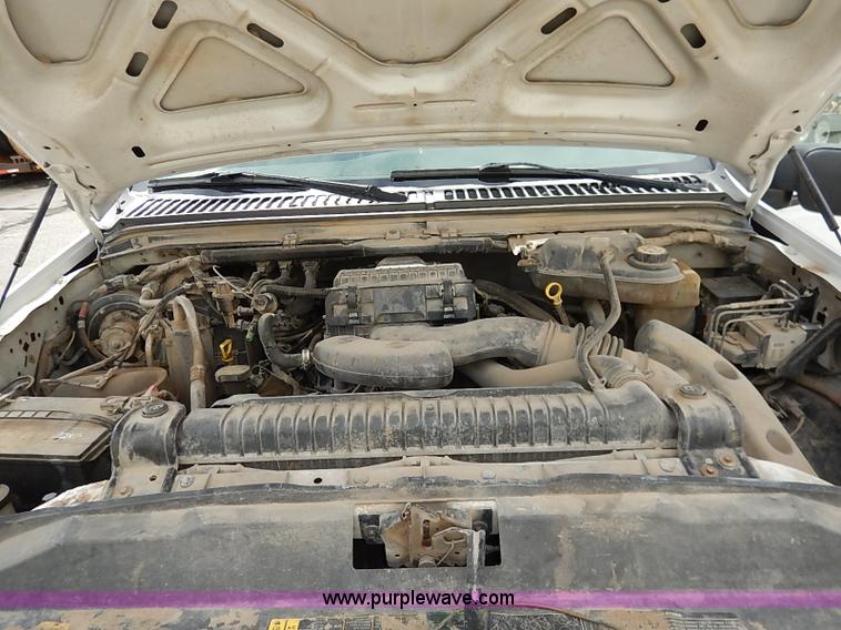 image for item I5269 2005 Ford F250 Super Duty XL SuperCab pickup truck