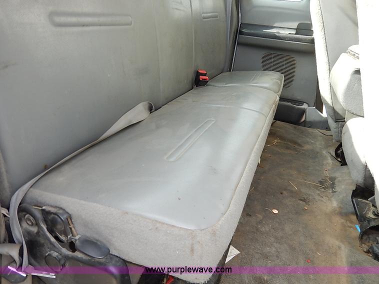 image for item I5269 2005 Ford F250 Super Duty XL SuperCab pickup truck