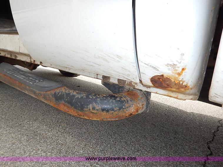 image for item I5269 2005 Ford F250 Super Duty XL SuperCab pickup truck