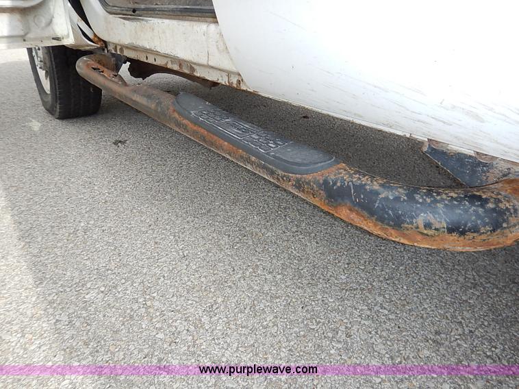 image for item I5269 2005 Ford F250 Super Duty XL SuperCab pickup truck