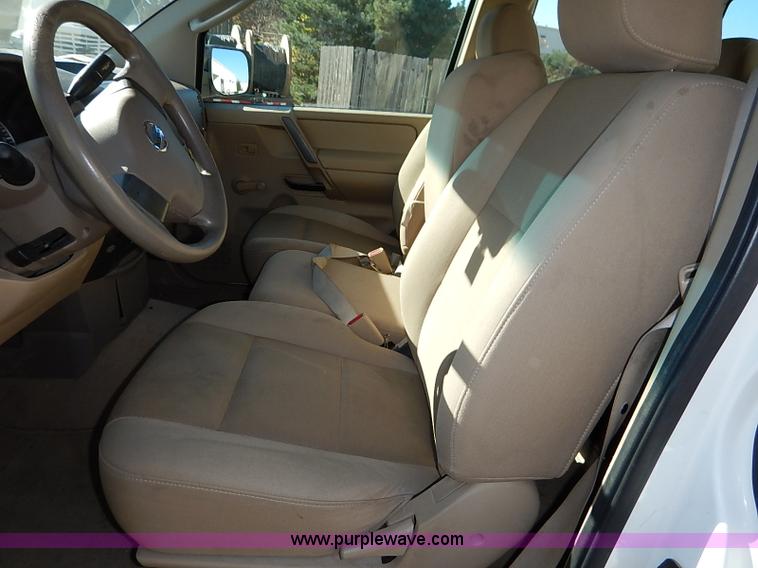 image for item I5305 2009 Nissan Titan pickup truck