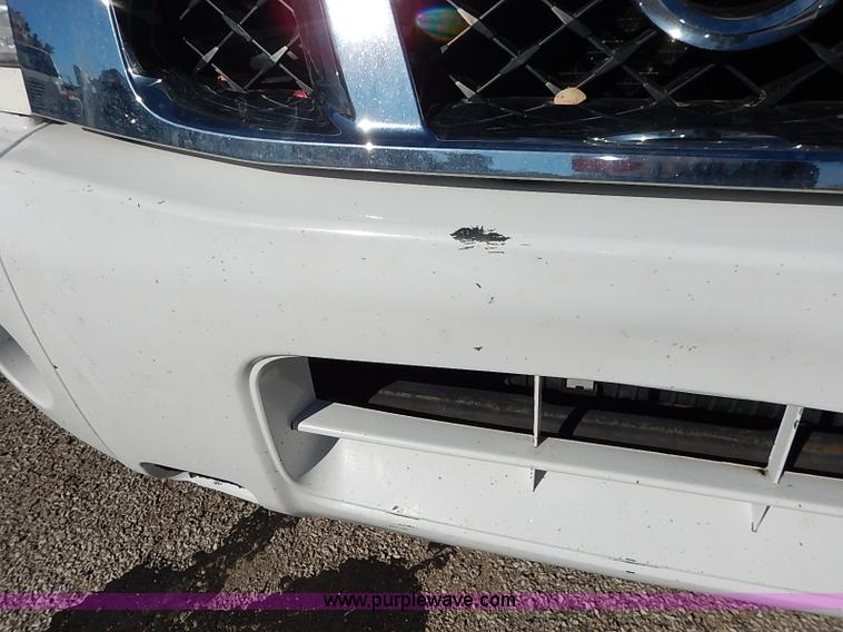 image for item I5305 2009 Nissan Titan pickup truck