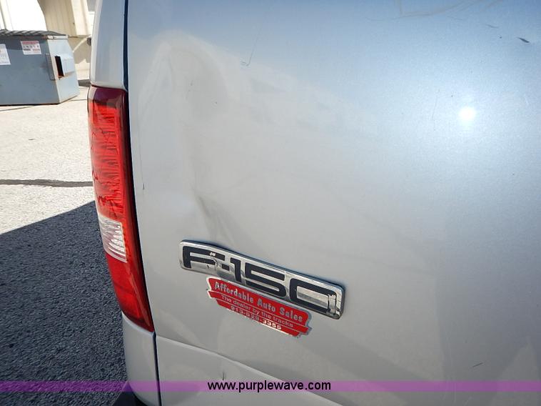 image for item I5315 2006 Ford F150 XL pickup truck