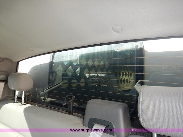 image for item I5319 2004 Ford F150 XL SuperCab pickup truck