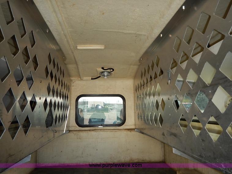 image for item I5319 2004 Ford F150 XL SuperCab pickup truck