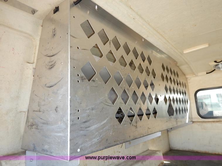 image for item I5319 2004 Ford F150 XL SuperCab pickup truck