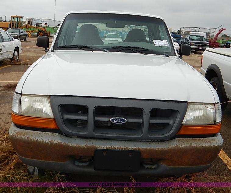 image for item I5325 1999 Ford Ranger pickup truck