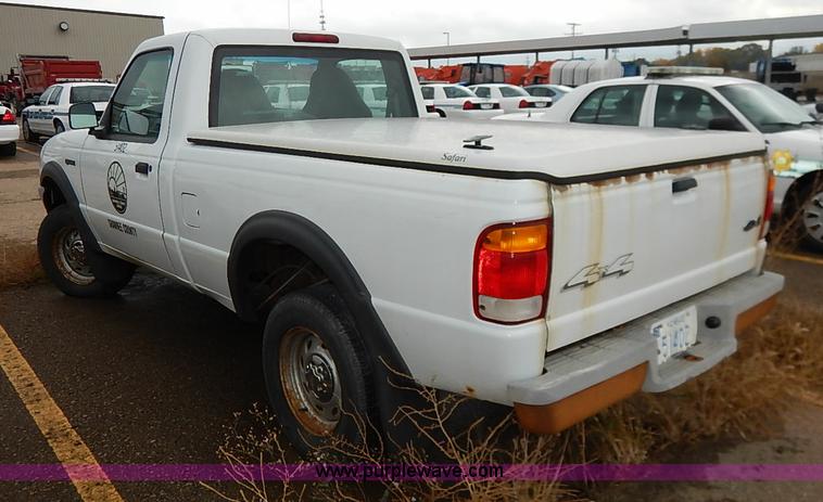 image for item I5325 1999 Ford Ranger pickup truck