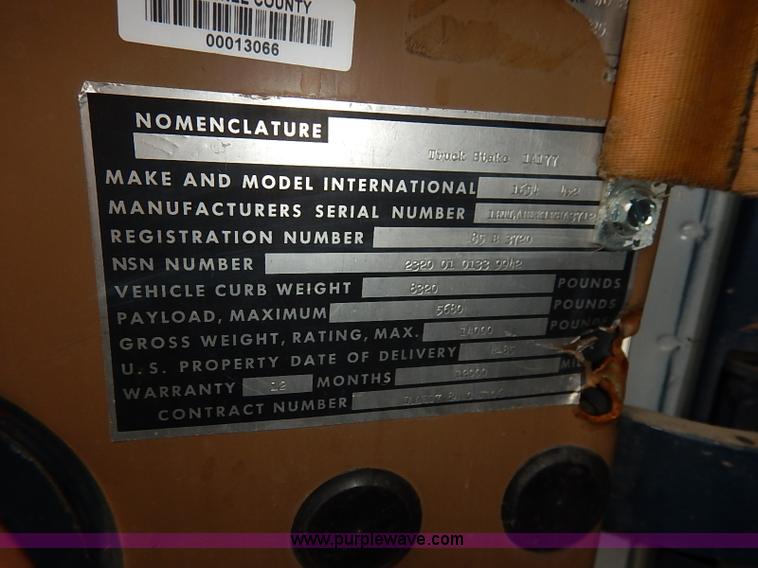 image for item I5329 1985 International S1600 water truck